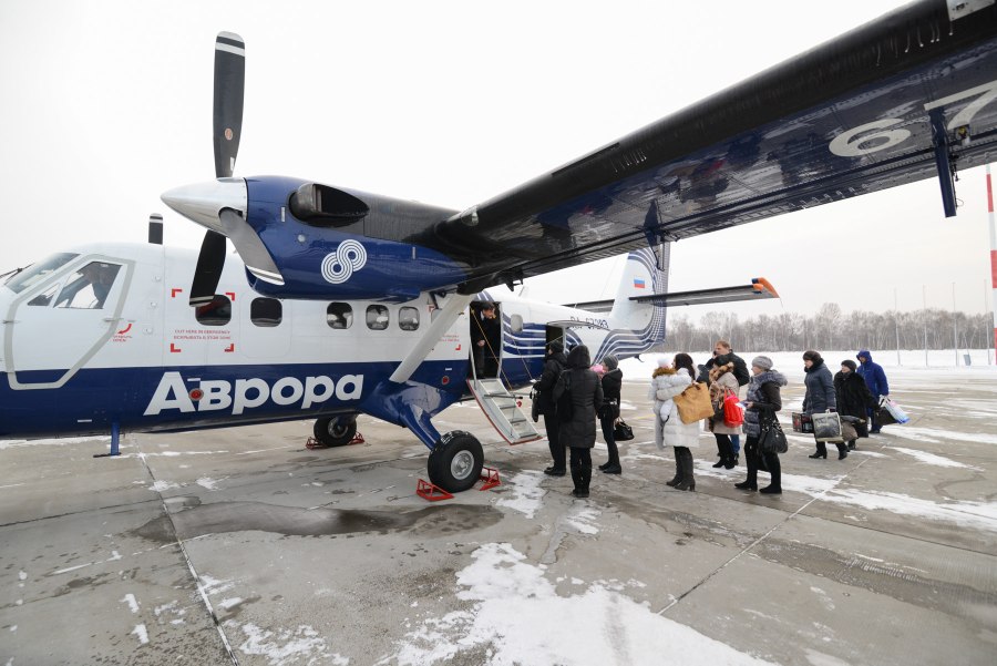 Ту-204 пассажирский самолёт