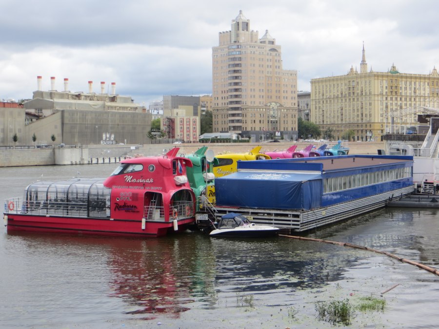 Река Яуза корабль