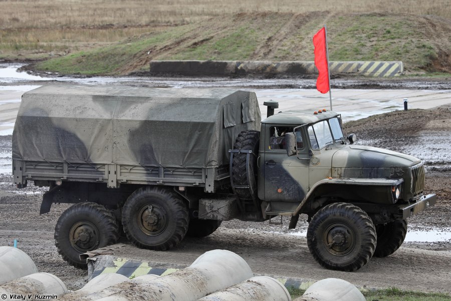 Урал 4320 без кузова