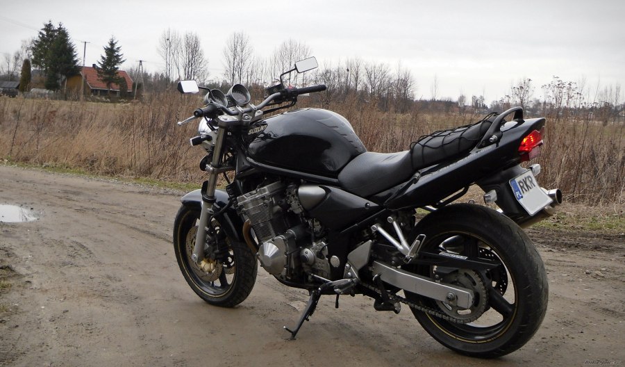 Мопед бандит. Сузуки бандит 600 кубов. Suzuki Bandit 600 2007. Мотоцикл бандит 600. Хонда бандит 600.