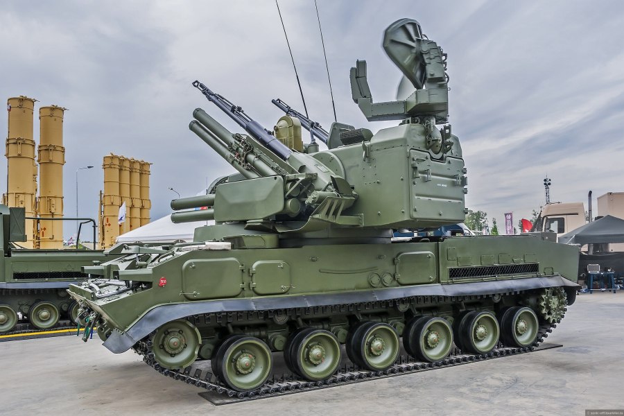 ЗСУ 2с6 Тунгуска