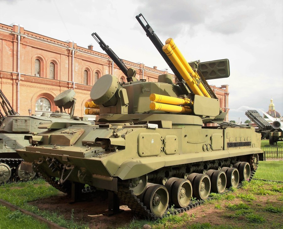 ЗРПК 2а22 "Тунгуска"