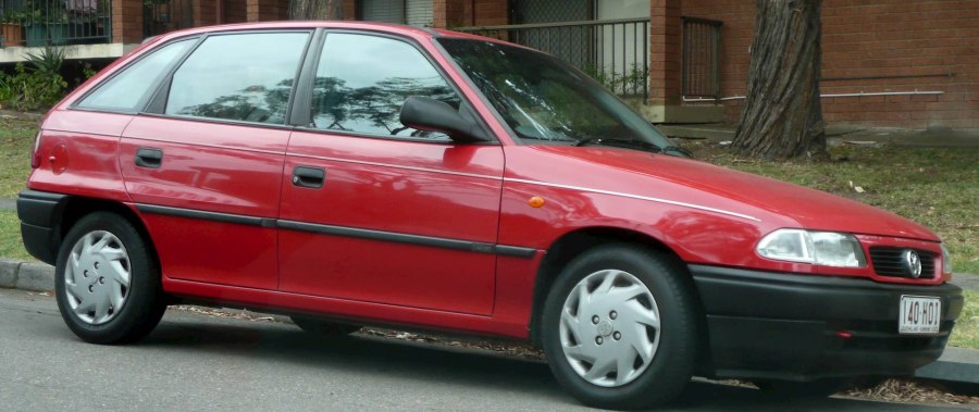 Опель Астра f хэтчбек 1998