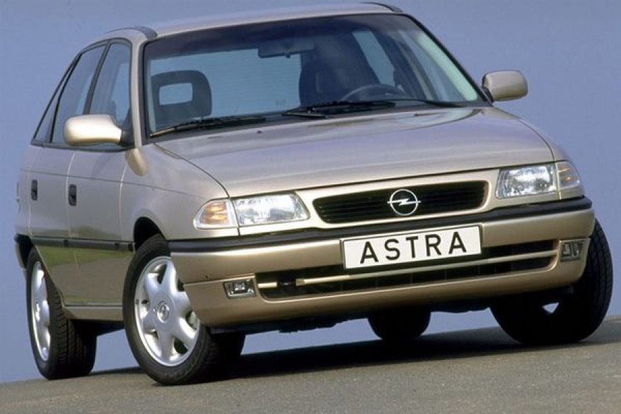 Опель Астра ф седан 1993