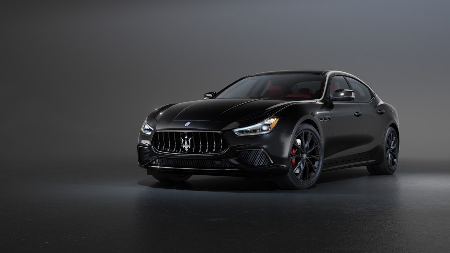 Maserati Quattroporte 2020 черный