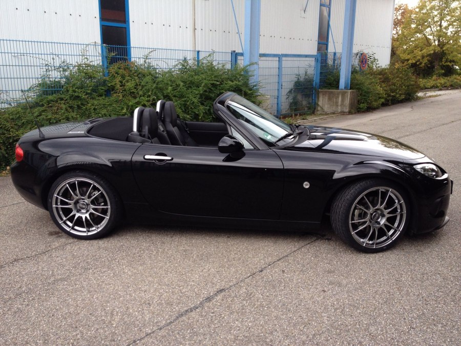 Mazda MX-5 Miata Black