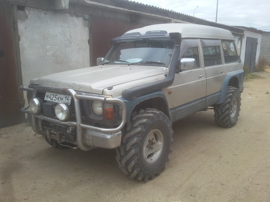 Nissan Safari y60