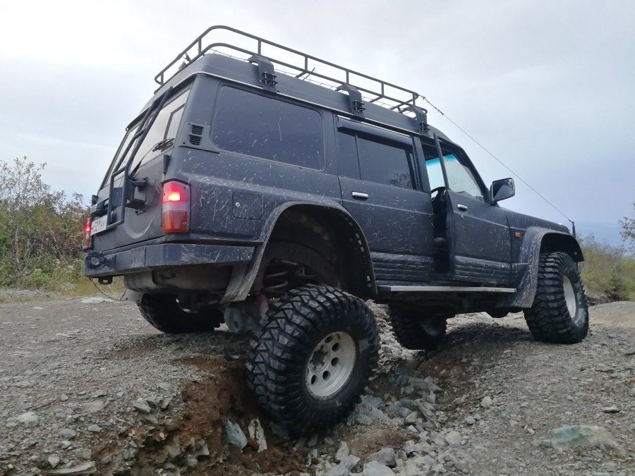 Nissan Patrol Safari y60 Rally