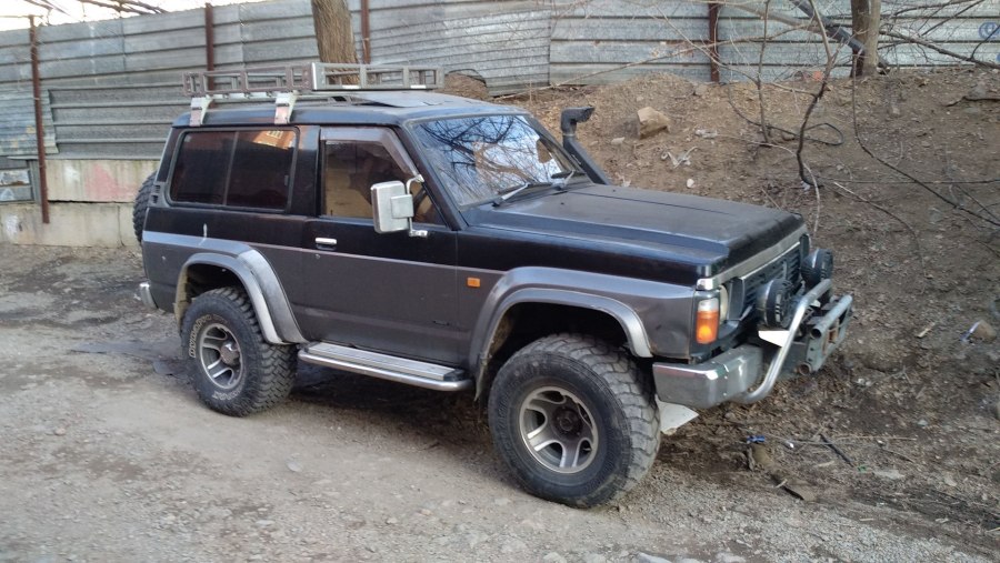 Ниссан Патрол y60 3х дверный