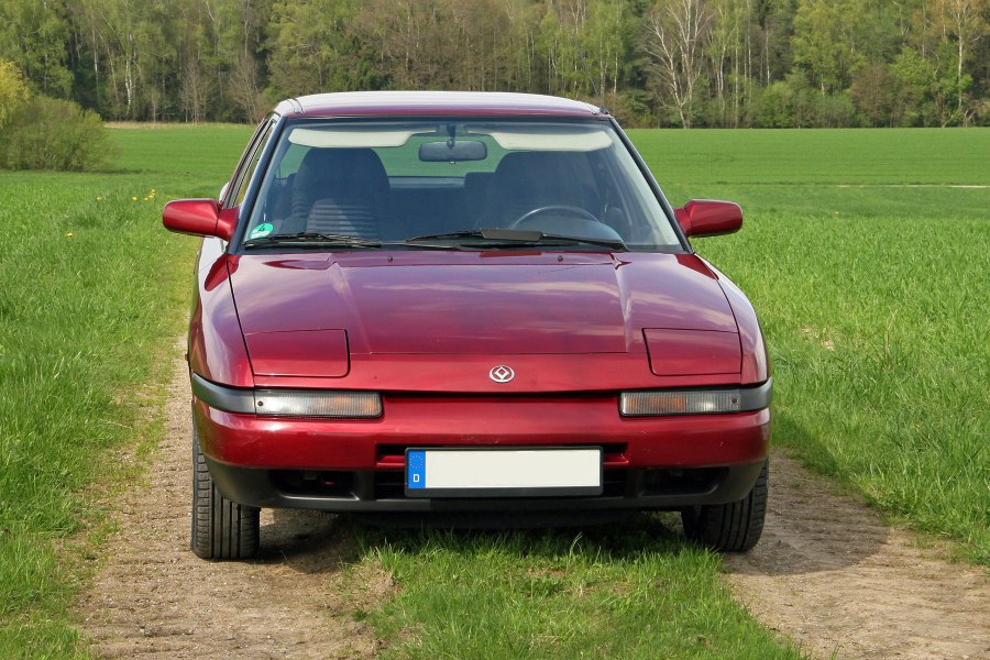 Mazda 323 bg