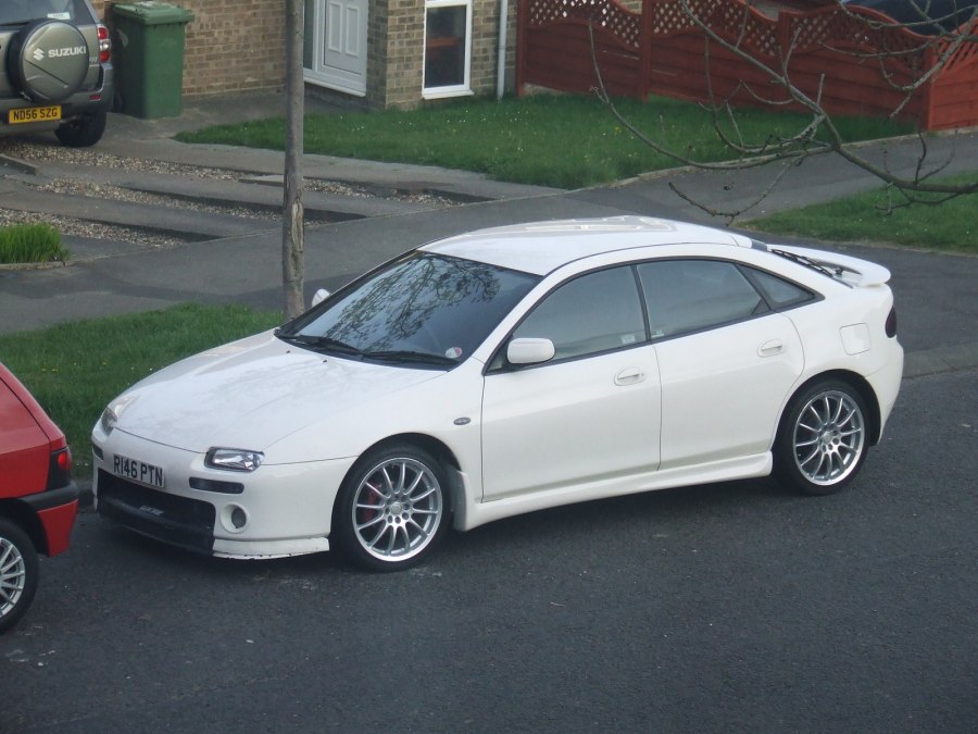 Mazda 323f
