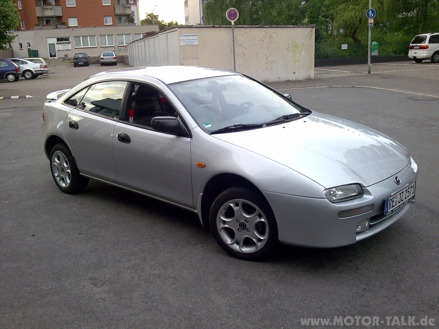 Mazda 323f