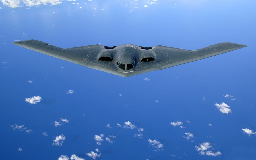 B-2 Spirit: стелс-бомбардировщик