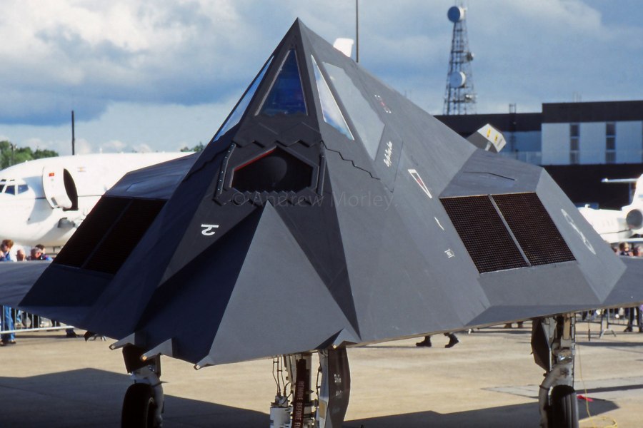 Самолет Lockheed f-117 Nighthawk