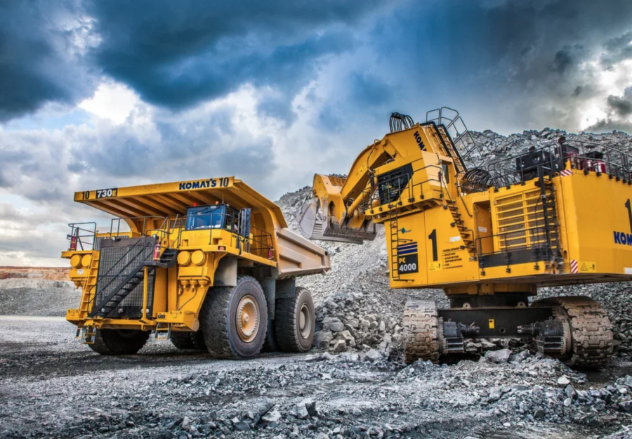 730е Komatsu