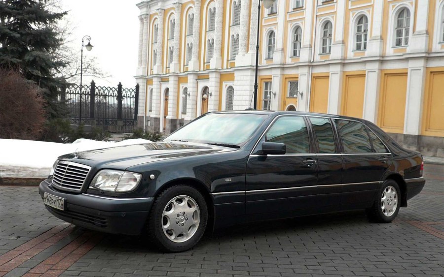Mercedes-Benz w140