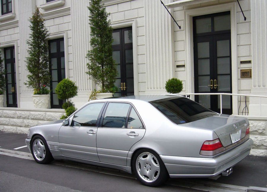 Mercedes-Benz w140