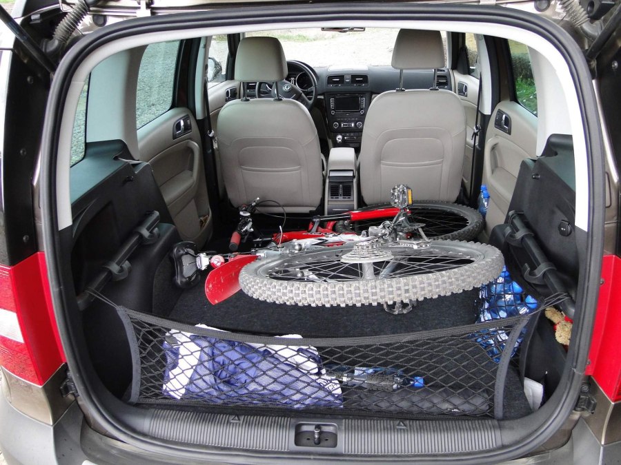 Skoda Yeti 2010 багажник