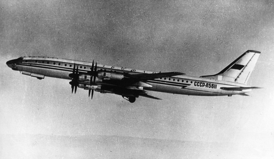 Самолёт ту-114 СССР