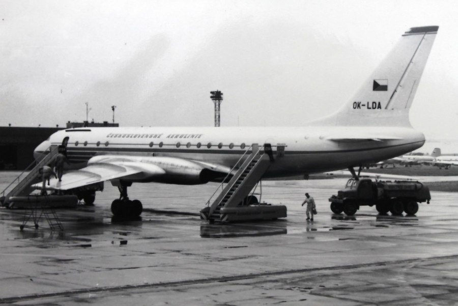 Туполев 104