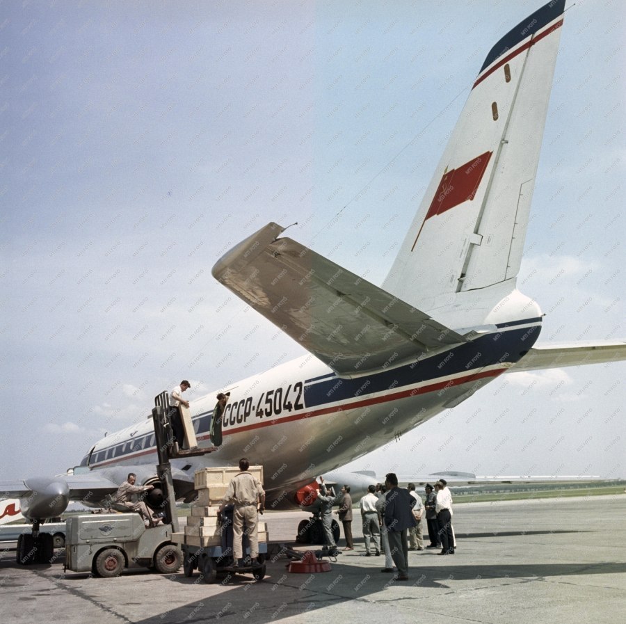 Самолет ту 124