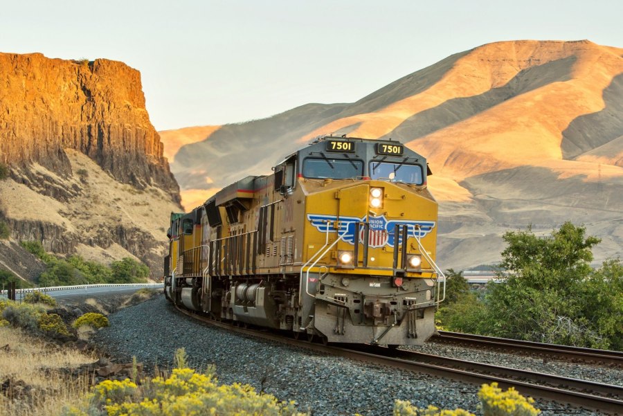 Тепловозы США Amtrak