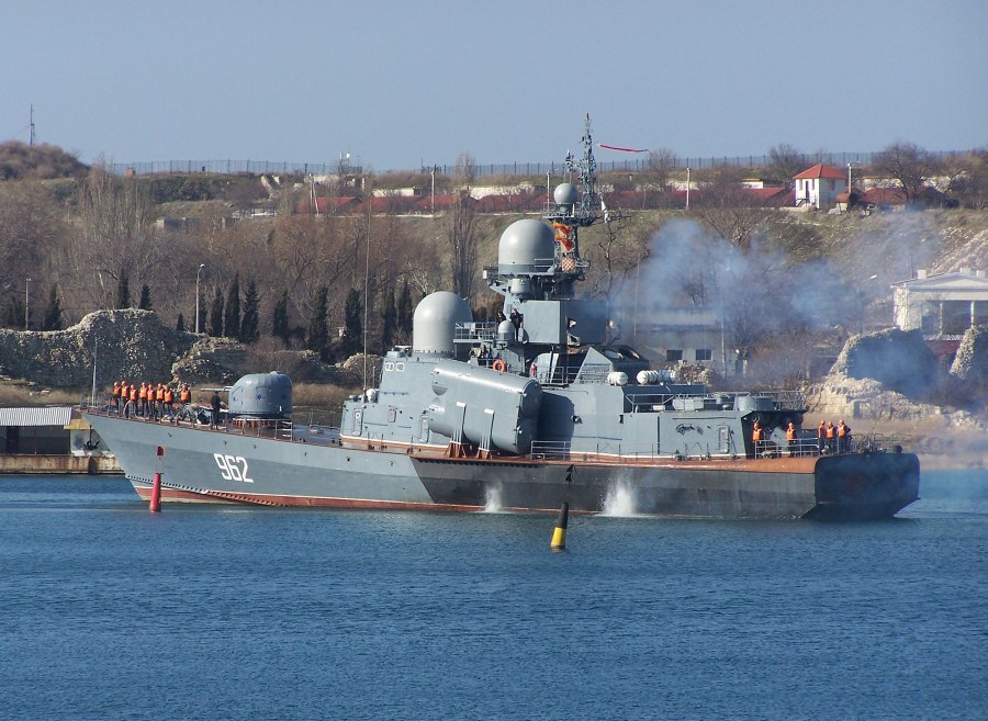 Ракетный катер р71 Шуя