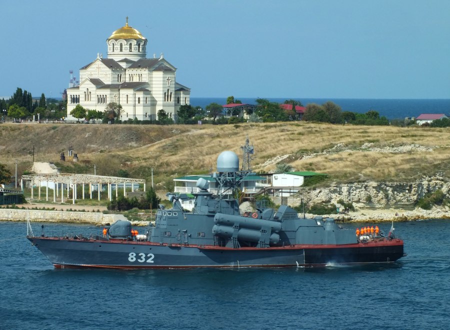Ракетный катер 12411