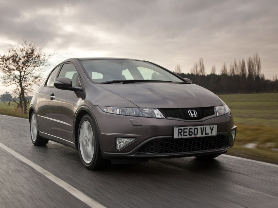 Honda Civic 5d 8 поколение