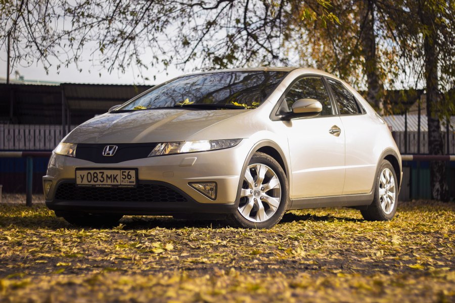 Honda Civic 5d 8g