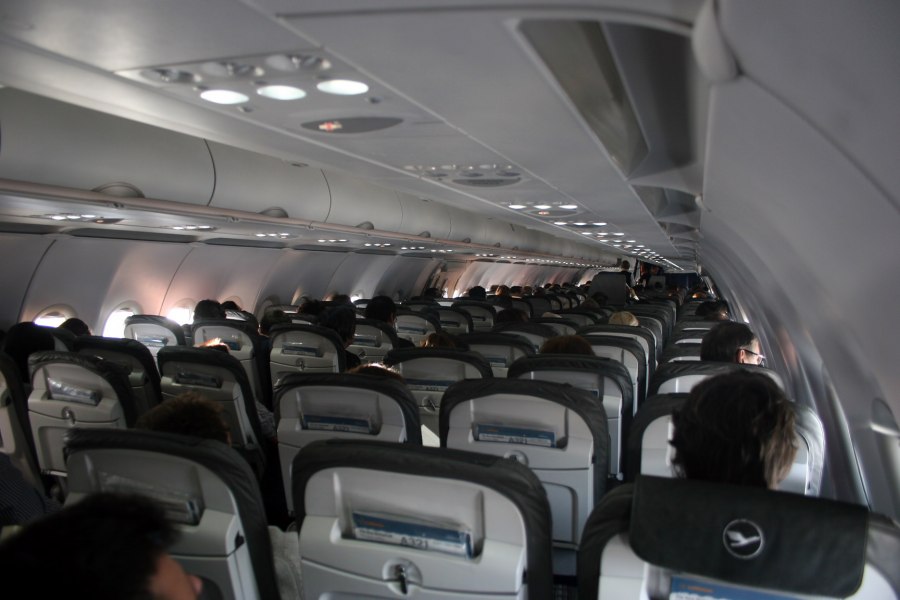 Борт а 321