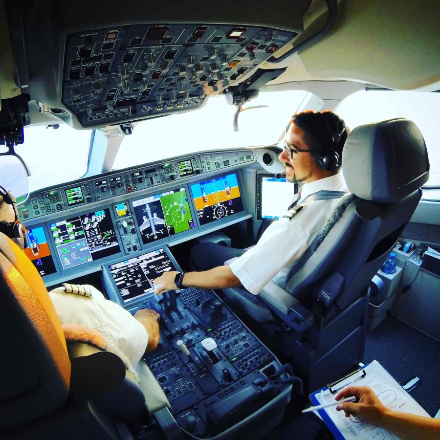 Штурвал Боинга 747
