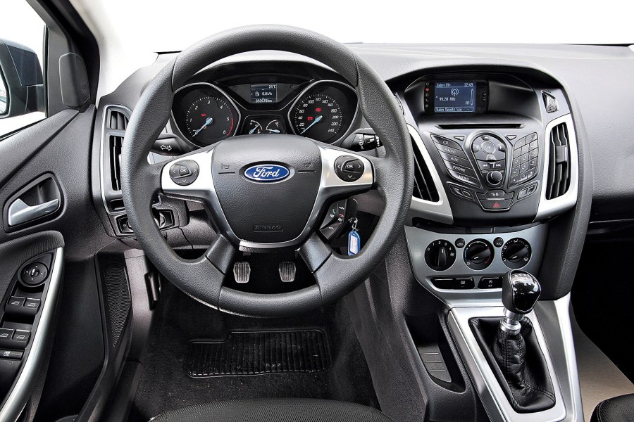 Ford Focus 3 салон