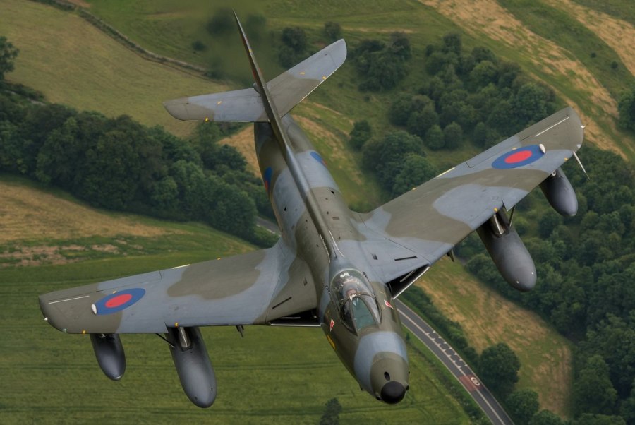 Самолет Hawker Hunter f1, f4, f6