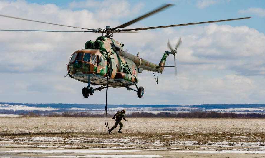 Десантирование с вертолета ми-8