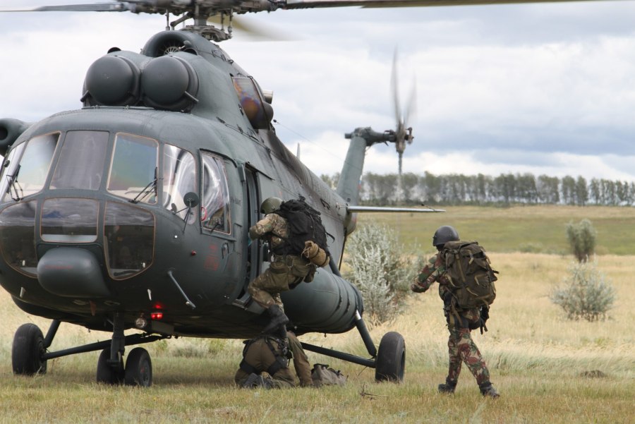Прыжки с парашютом с вертолета ми-8