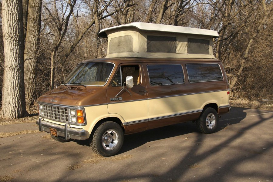 1977 Custom dodge van