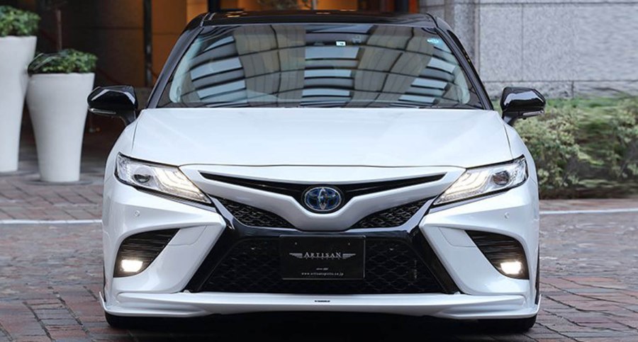 Toyota Camry Sport line