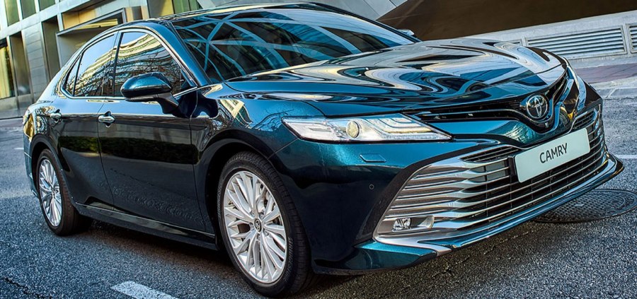 Toyota Camry 2021 Blue