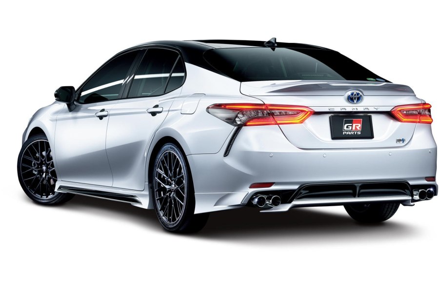 Toyota Camry 2021