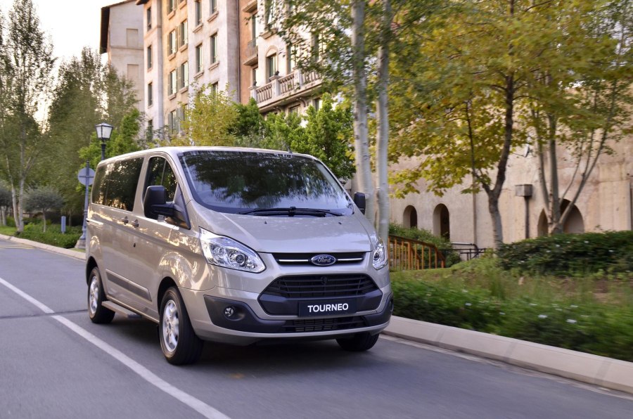 Ford Transit Tourneo 2013