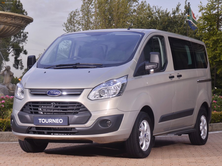Ford Tourneo Custom 2013