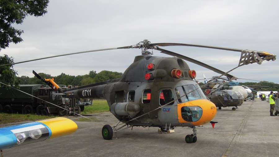 Bell 427 вертолет