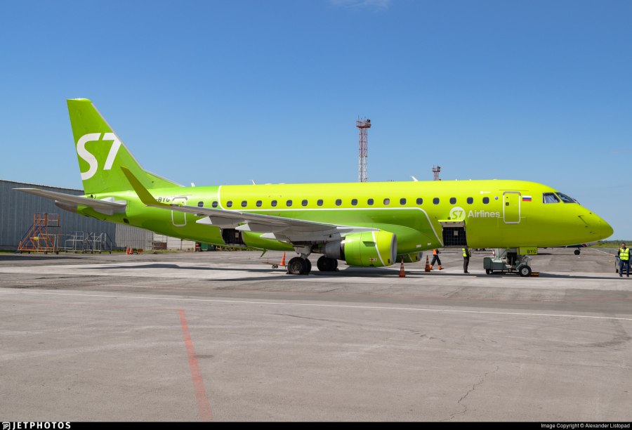 Embraer e170 s7