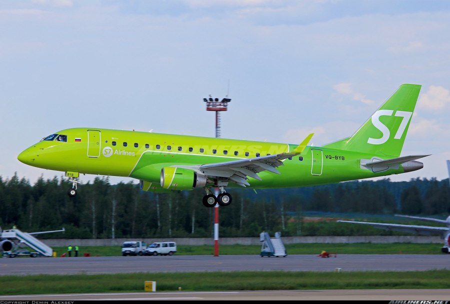 Embraer e170 s7