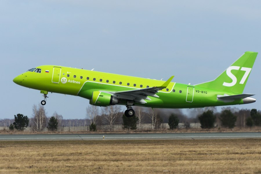 Embraer e170 s7