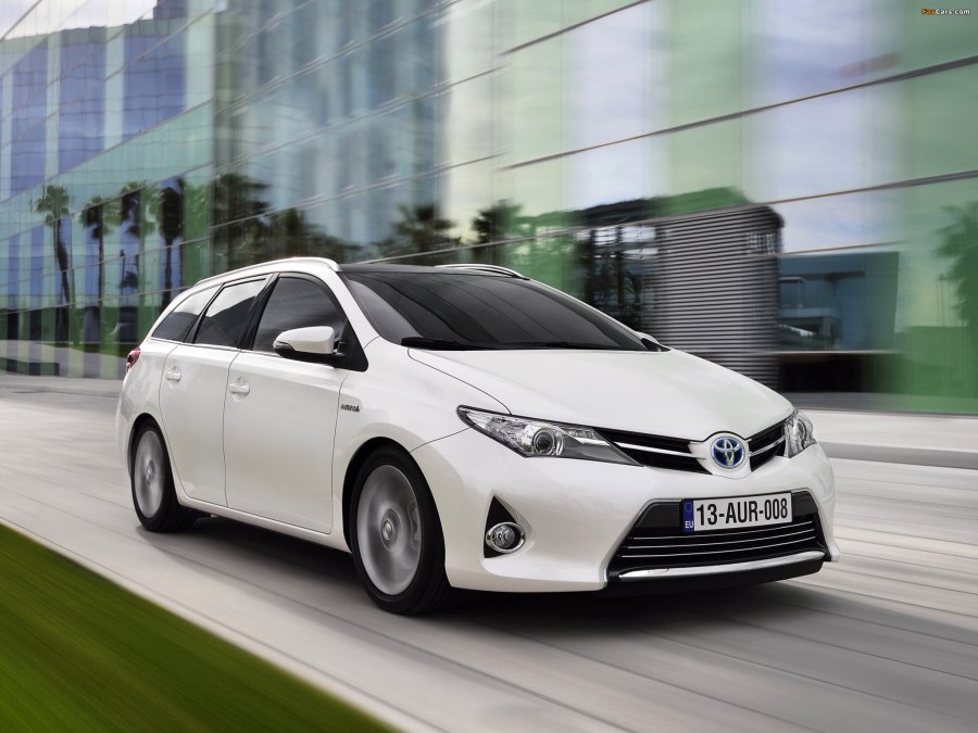 2013 Toyota Auris Touring