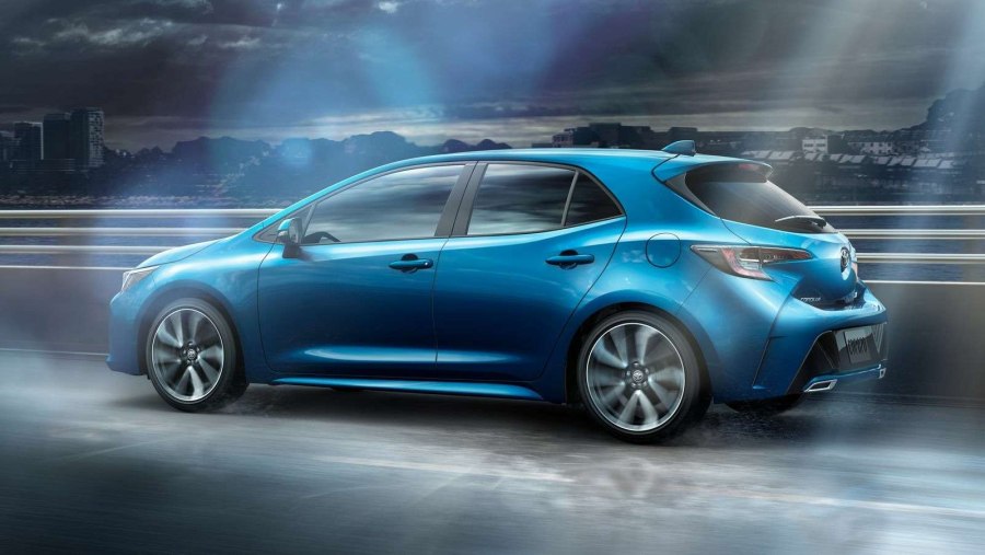 Toyota Corolla универсал 2019