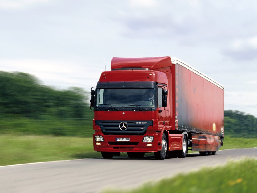 Mercedes Benz Actros 1854