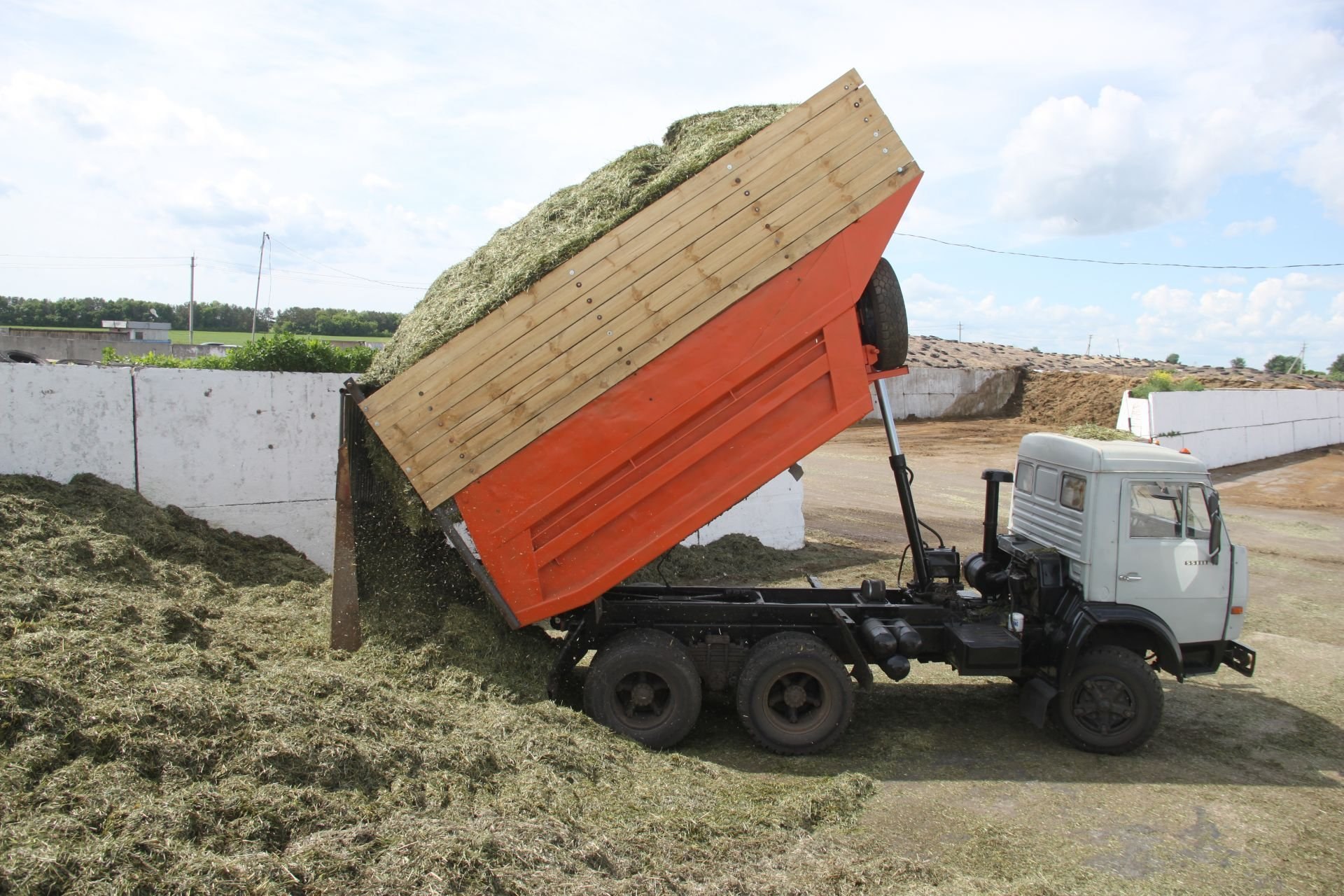 Камаз совок - фото и картинки на рабочий стол